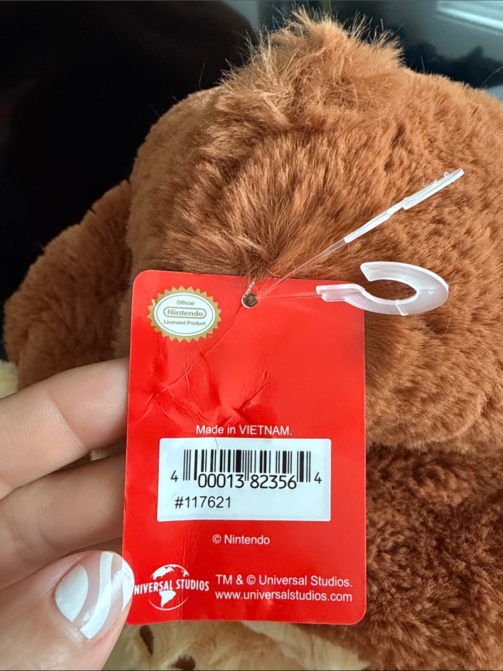 Universal Studios Epic Universe:
Super Nintendo World
Donkey Kong Plush Hat - Picture 7 of 7